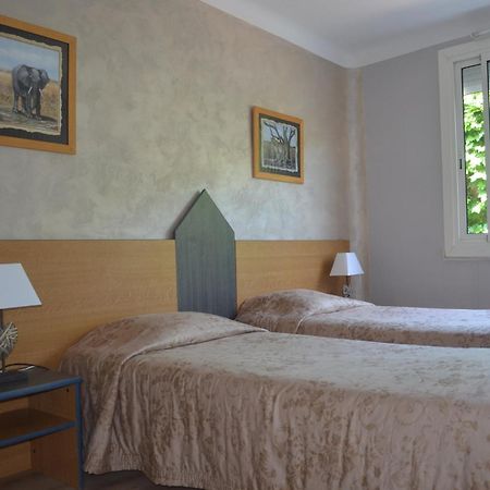 Hotel Regina Сет Екстер'єр фото